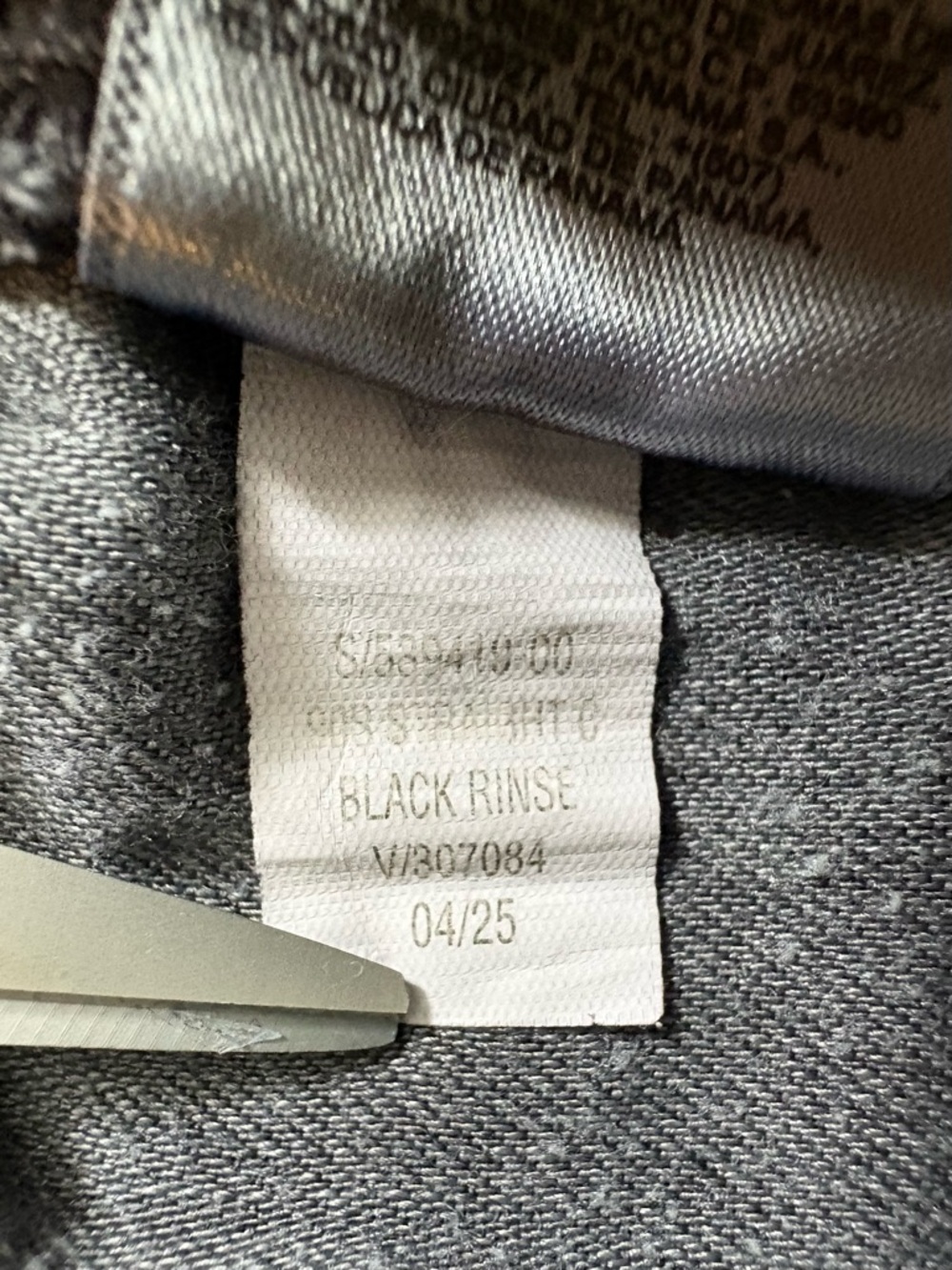 Old Navy Men's Washed Black Slim Straight Utility Jeans, Sz 30. - Picture 12 of 12